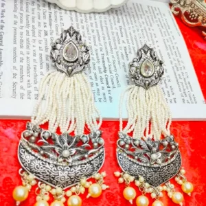 AATIKA EARRING