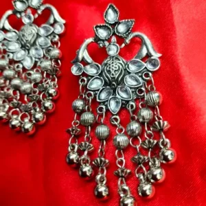 ALEANDER EARRING