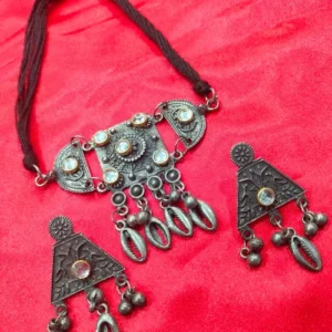 ANOKHI NECKLACE