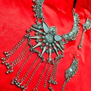 ANURADHA NECKLACE