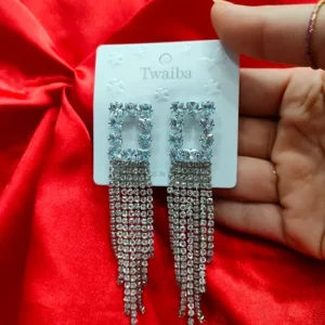 AVA EARRING