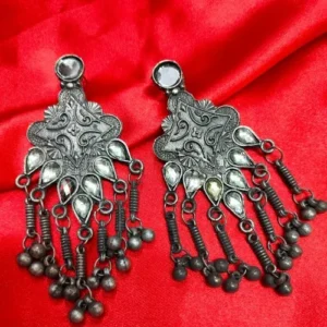 BARNA EARRING