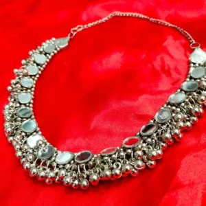 CORA NECKLACE