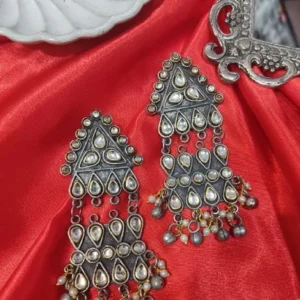 FUSHUM EARRING