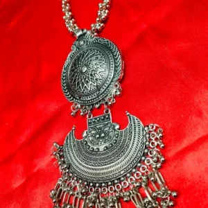 GOPI NECKLACE