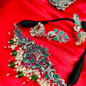 KRISHMA NECKLACE