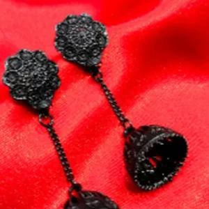 LONG BLACK JHUMKI