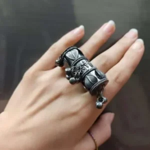 LUWAIZA FINGER RING
