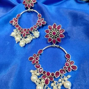 NAGMA EARRING