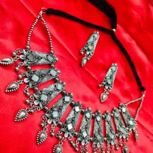 SADAF NECKLACE