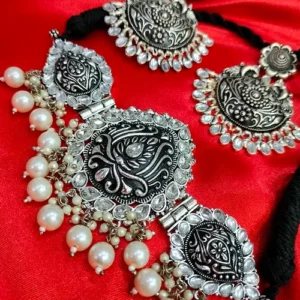 SAKSHI NECKLACE