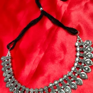 SHIFA NECKLACE