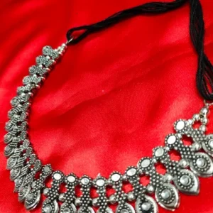 SHIFA NECKLACE