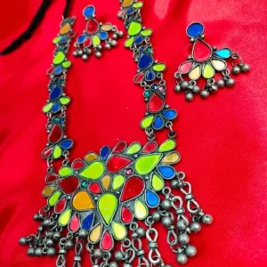 SURBHI NECKLACE