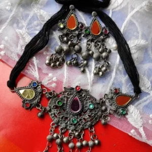 TANU NECKLACE