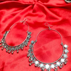 TARA EARRING