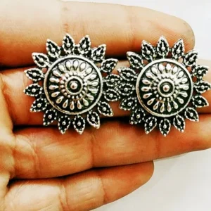 VELA EARRING